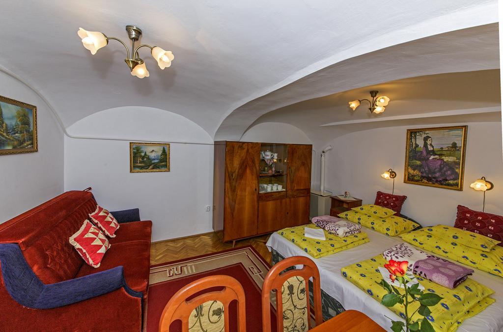 Barokk Vendeghaz Hotel Eger Værelse billede