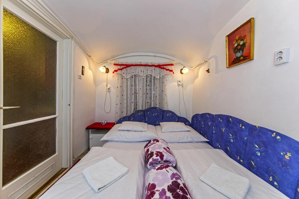 Barokk Vendeghaz Hotel Eger Værelse billede